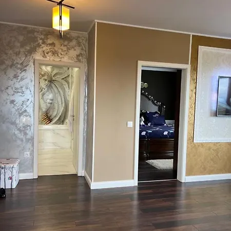 Lov Apart 2 * Braşov